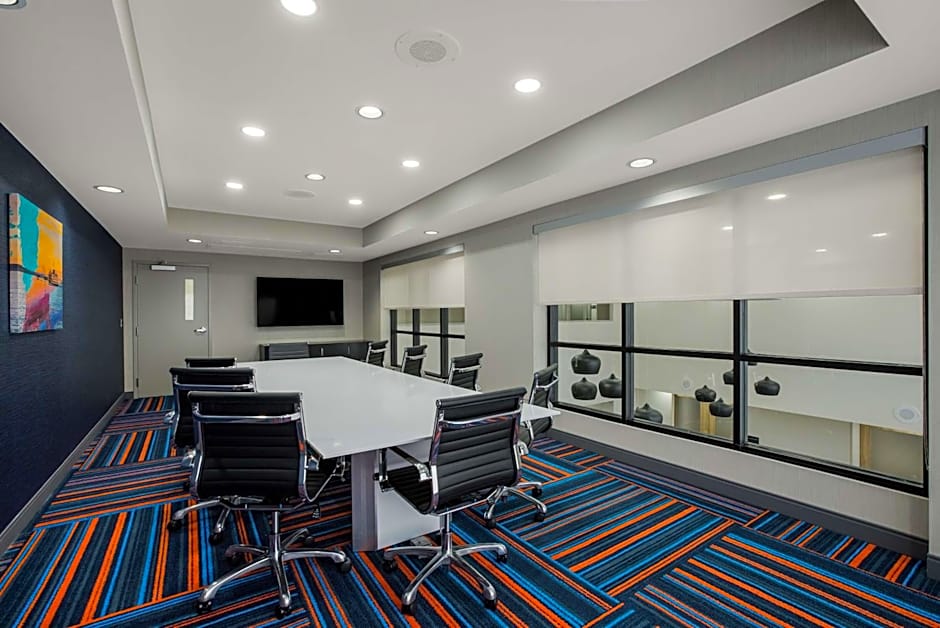 Hampton Inn By Hilton Linden, Nj