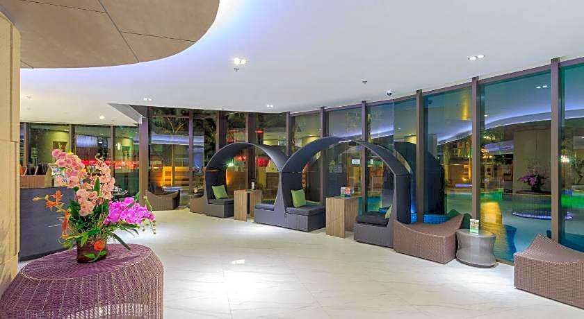 Pattaya Discovery Beach Hotel