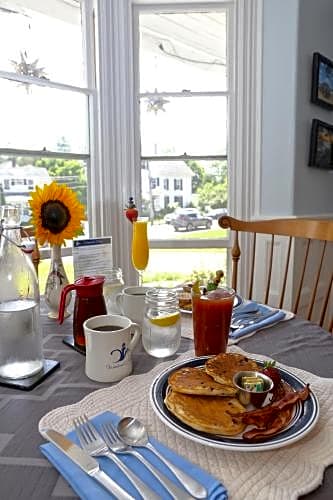 Camden Windward House