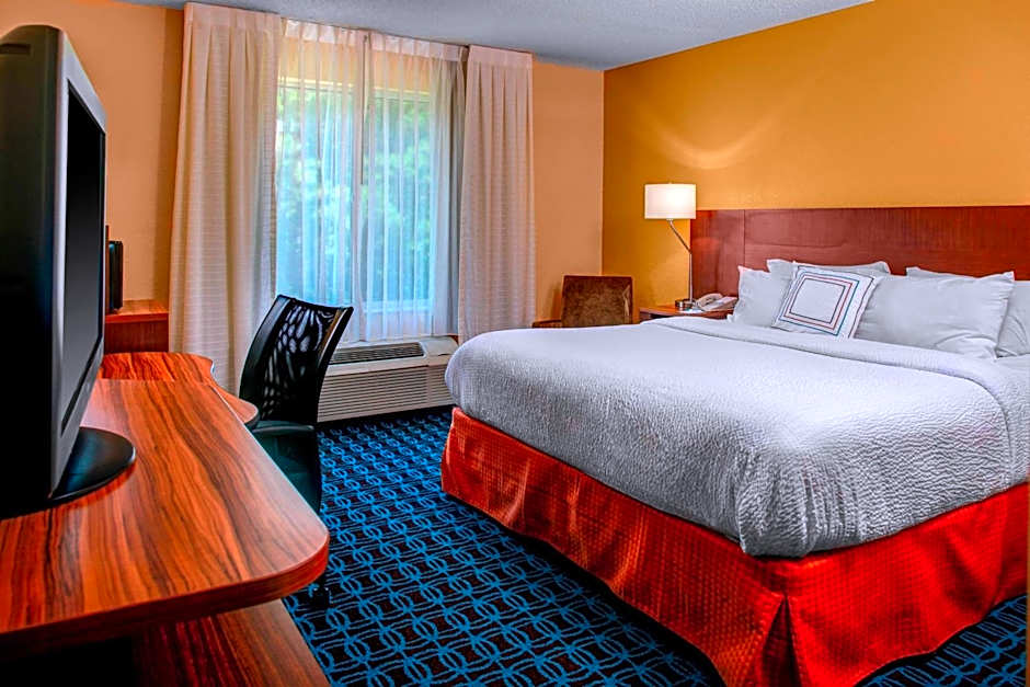 Fairfield Inn & Suites by Marriott Emporia I-95