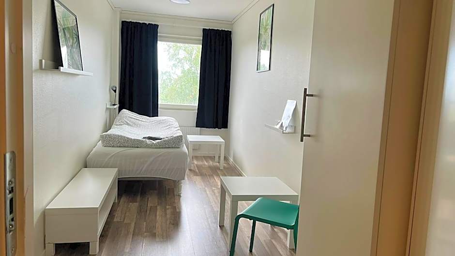 Rentalux Hostel - double & single rooms