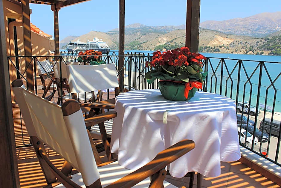 Rouchotas Apartments