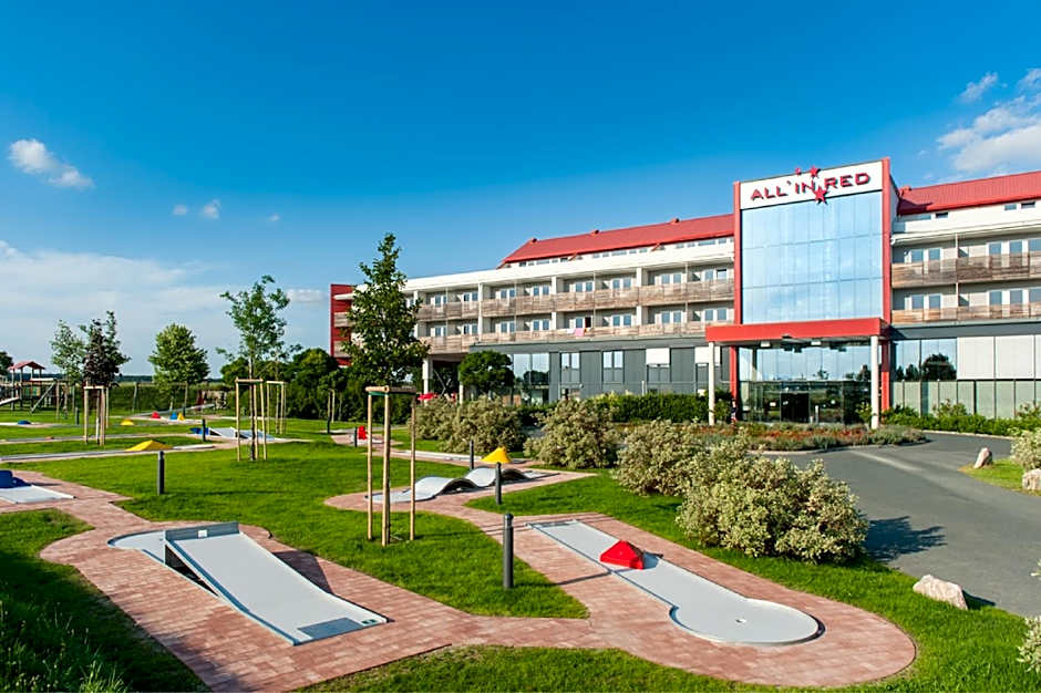 All in Red Thermenhotel