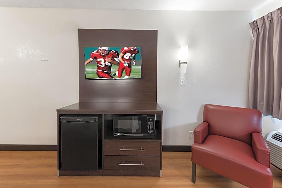 Red Roof PLUS+ Columbus - Worthington