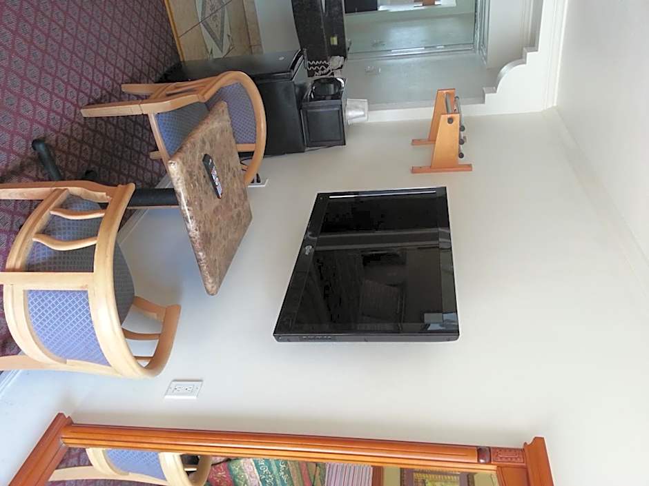 Tower Motel Long Beach