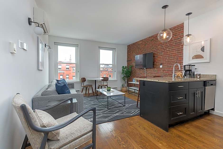 304 Newbury Street by Thatch