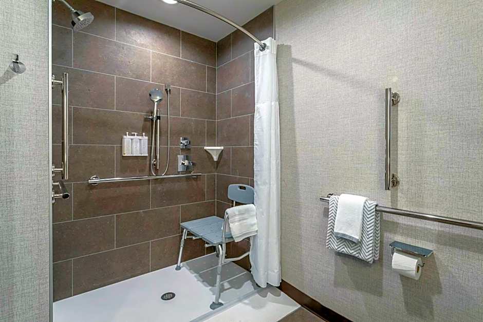 Cambria Hotel Pigeon Forge