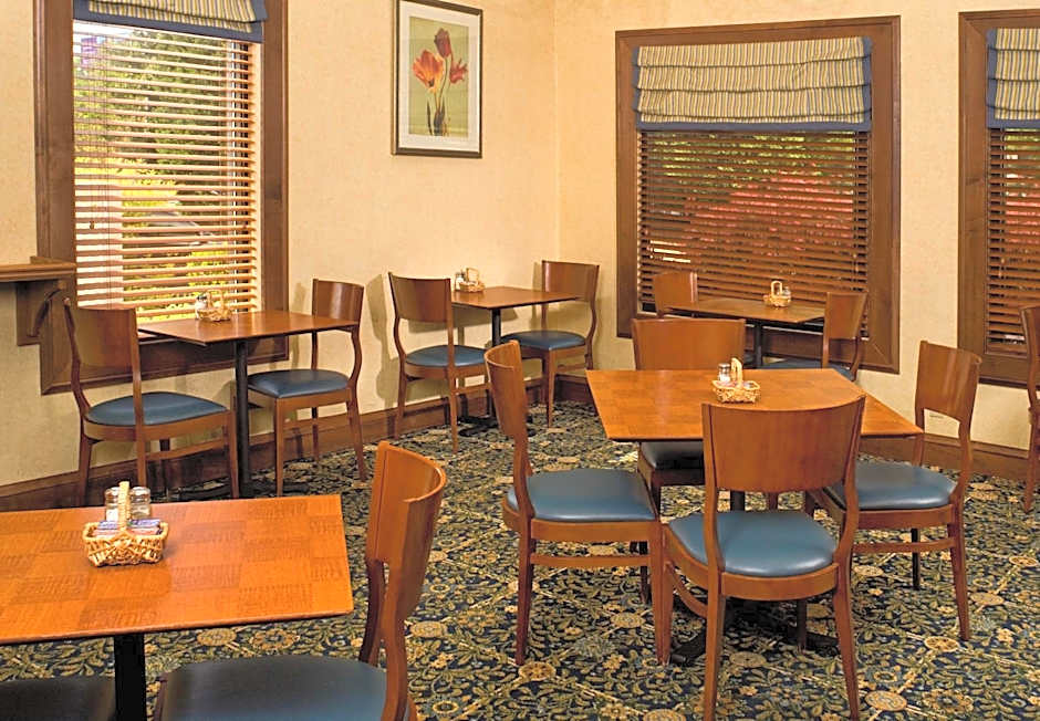 SureStay Studio by Best Western Charlotte Executive Park