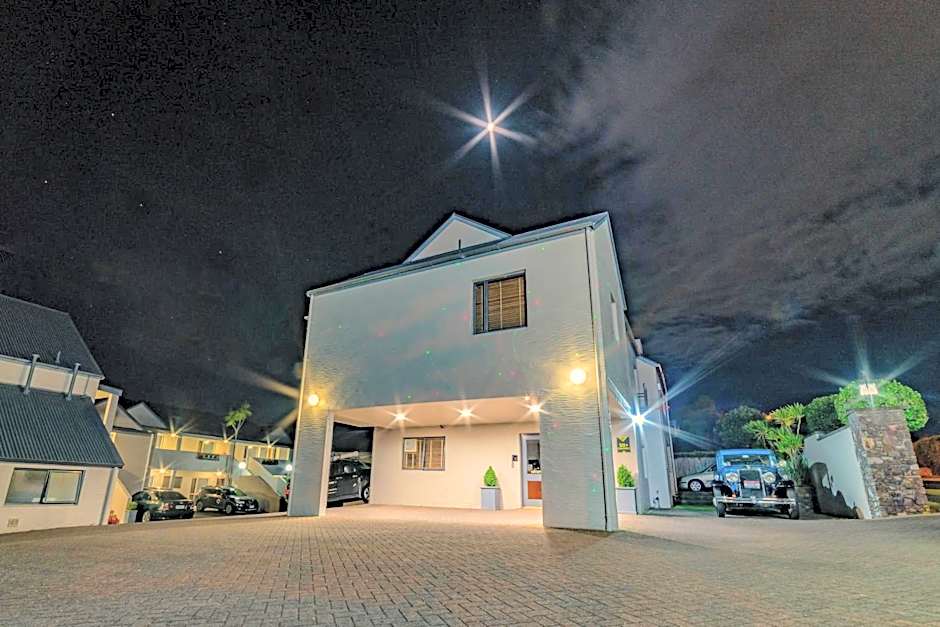 Baycrest Thermal Lodge