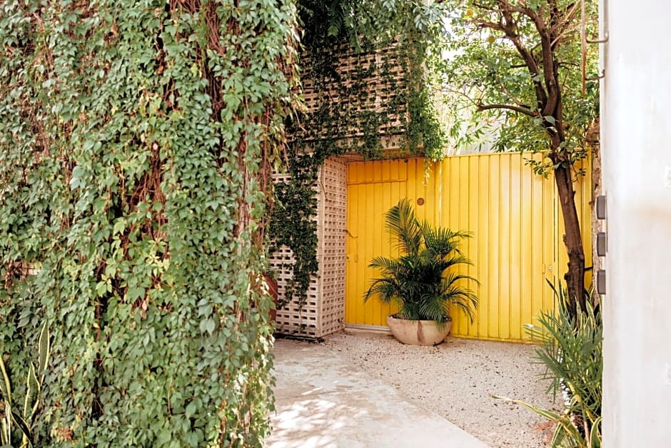CASA CHAKÁ BOUTIQUE