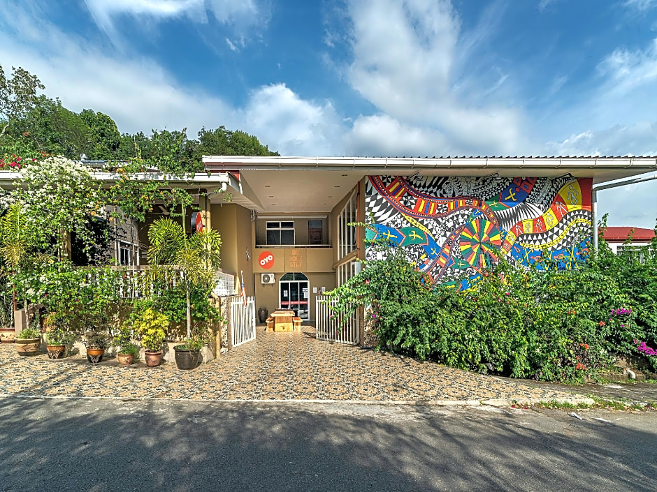 OYO 89932 DD Homestay