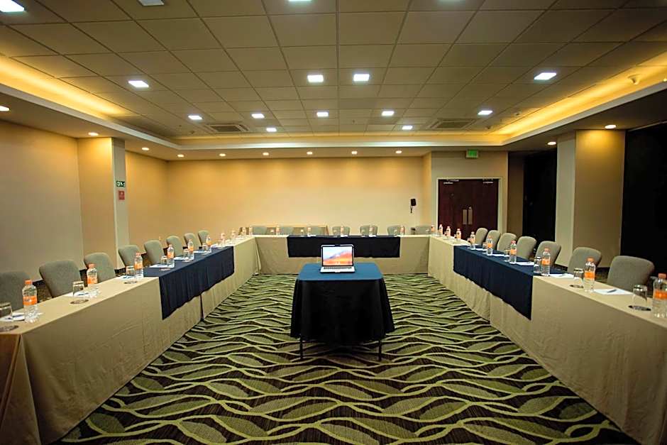 Four Points By Sheraton Queretaro Norte