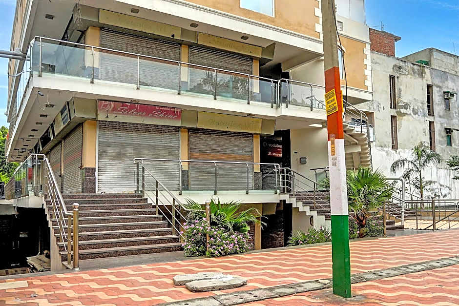 Townhouse RELAX SUITS A BOUTIQUE HOTEL VASUNDHARA