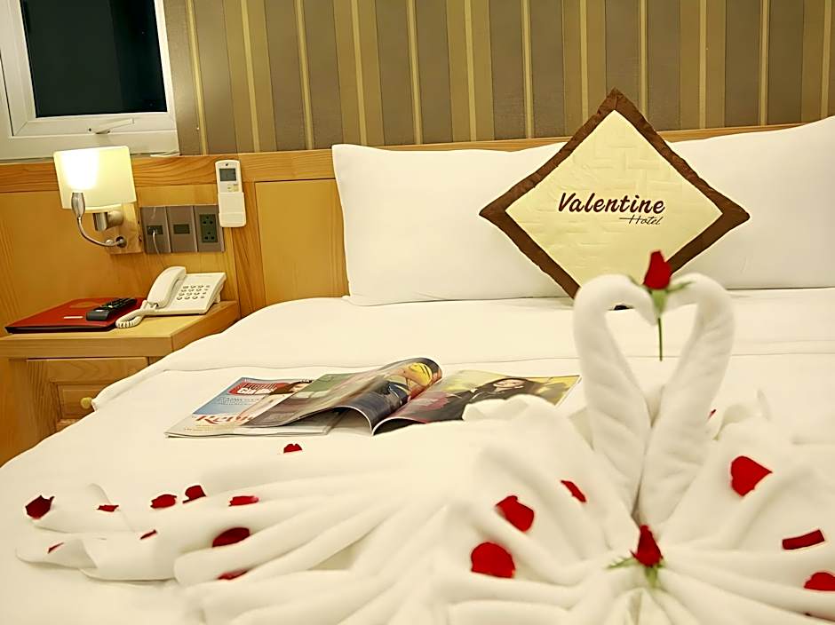 Valentine Hotel 