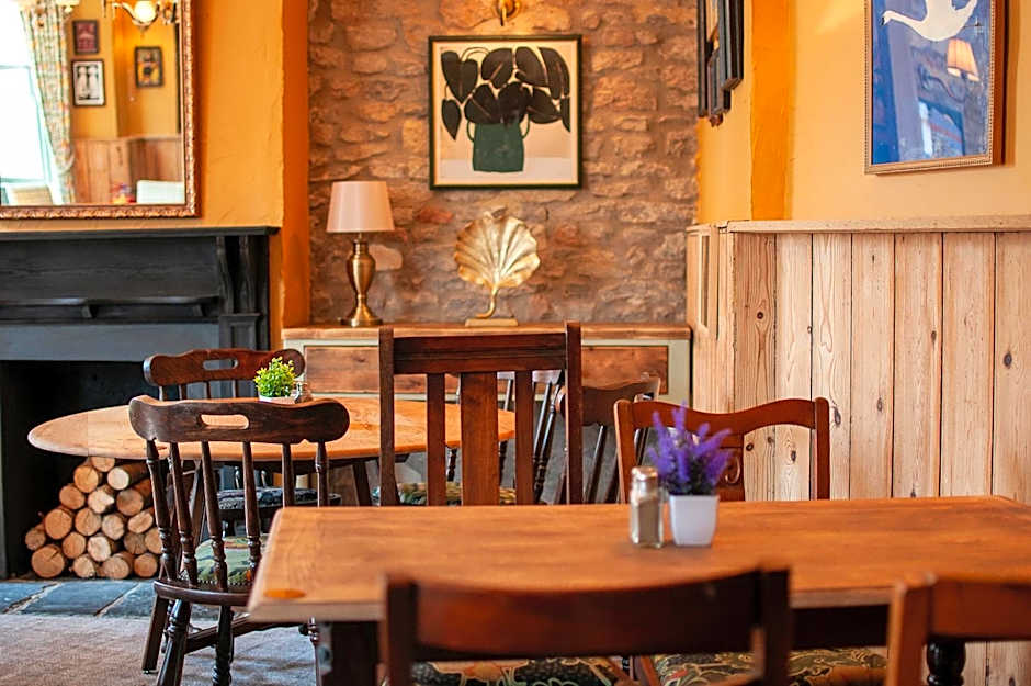 George Inn, Mere