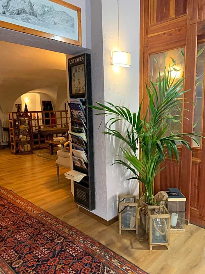 Hotel Coeur Du Village