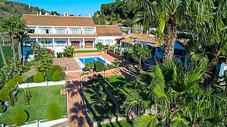 Quadruple Room with Garden View