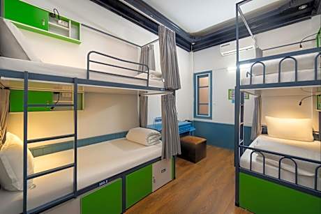 Bed in 4-Bed Dormitory Room