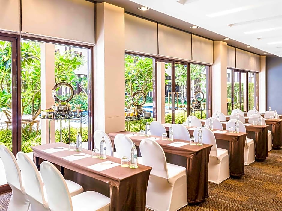 Ibis Bangkok Riverside