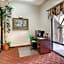 Quality Inn & Suites Clinton - Jackson West