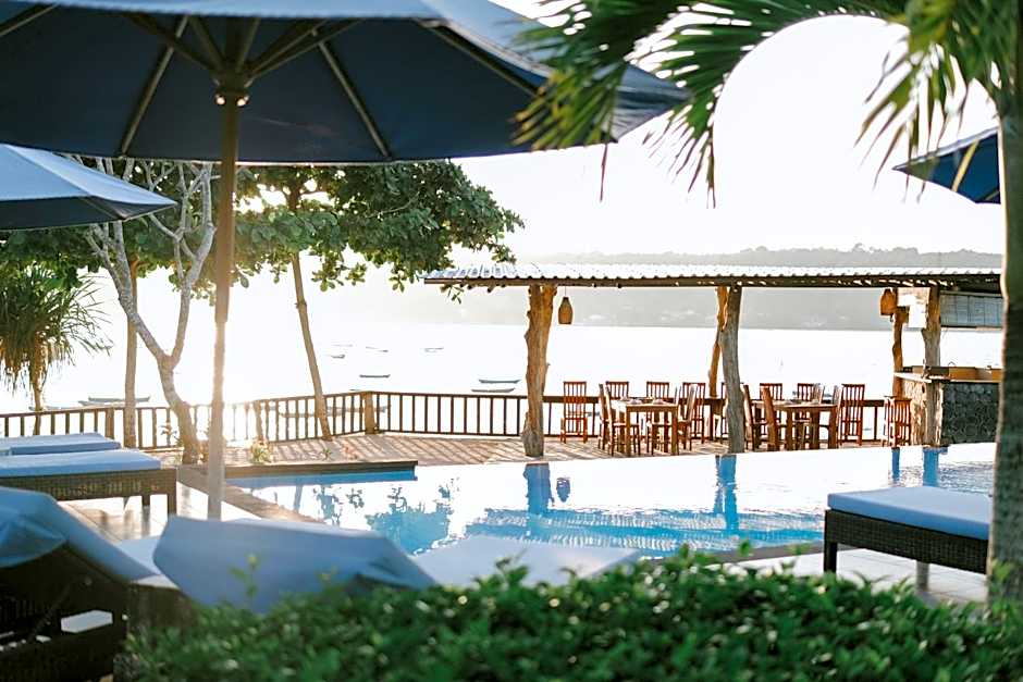 Dini D'Nusa Lembongan