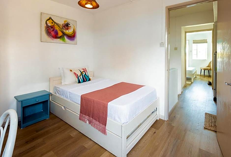 Cozy townhome near beach in heart of Grand Baie