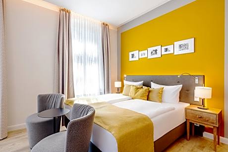 Double Room with Balcony - Annex