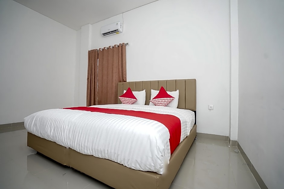 OYO 443 Hotel Barlian