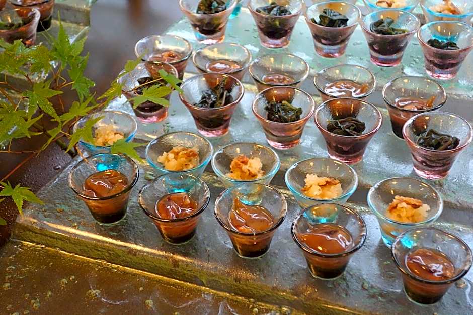 Tonamino Shogawaso Ichimantei