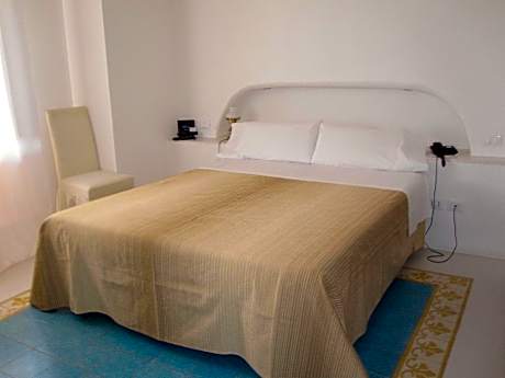 Superior Double Room with Terrace and Sea view