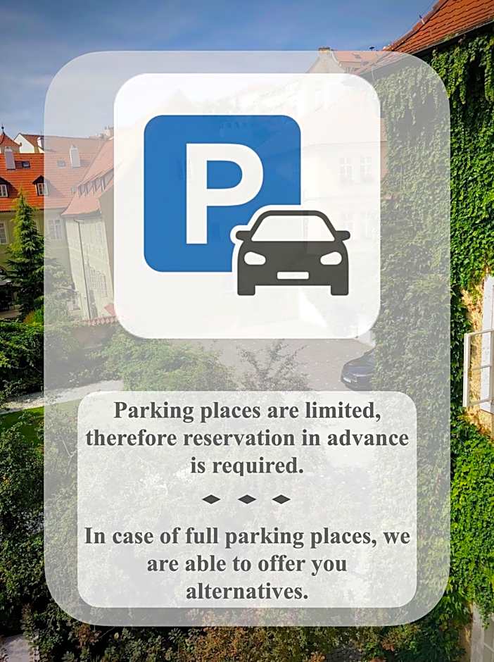 Hotel At the Green Grape