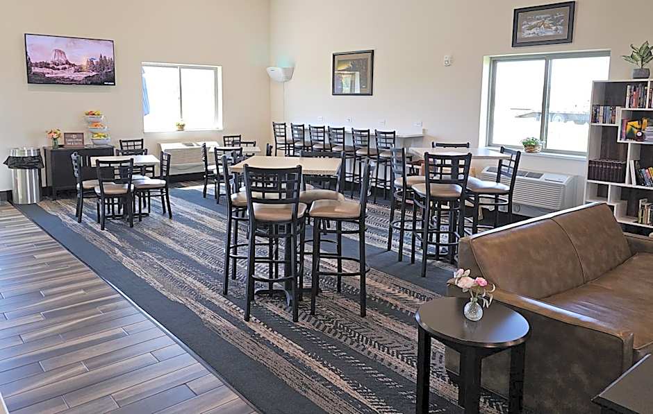 Cobblestone Inn & Suites - Manchester