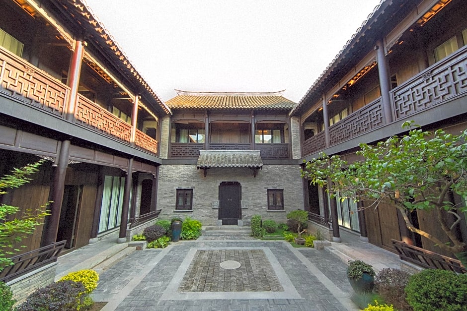 Blossom House Xuzhou Huilongwo Banyunting