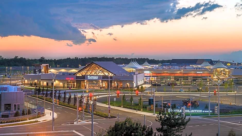 Staybridge Suites Niagara-On-The-Lake By IHG