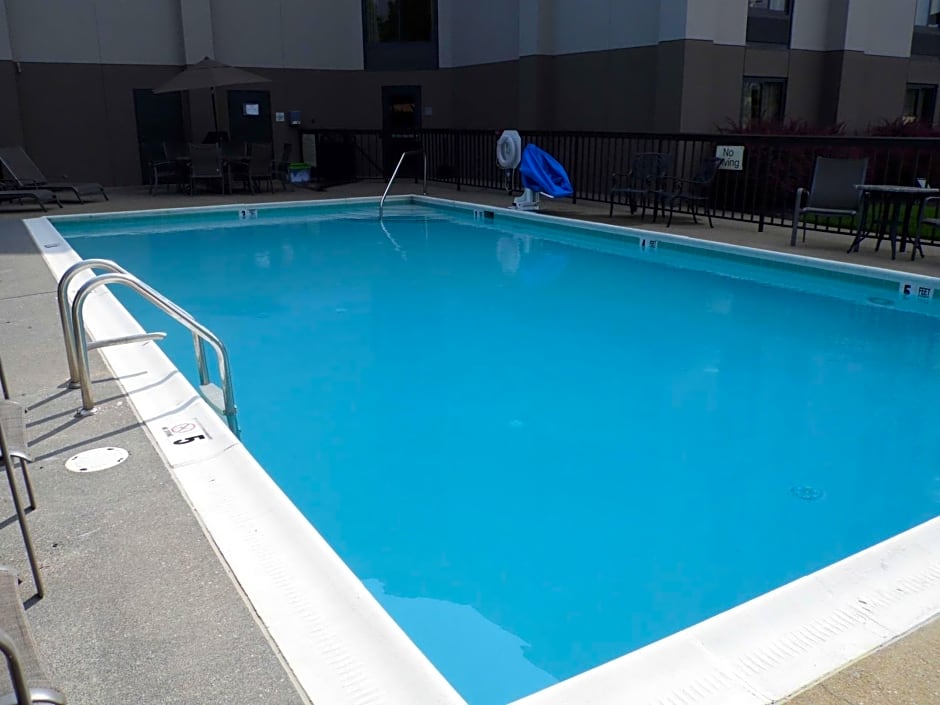 Hampton Inn By Hilton Winchester-University/Mall Area