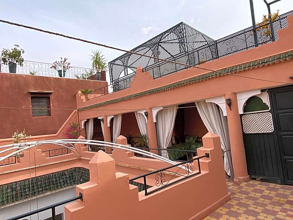 Dar Sarah-Mouassine-Marrakech, Riad authentique idéalement situé