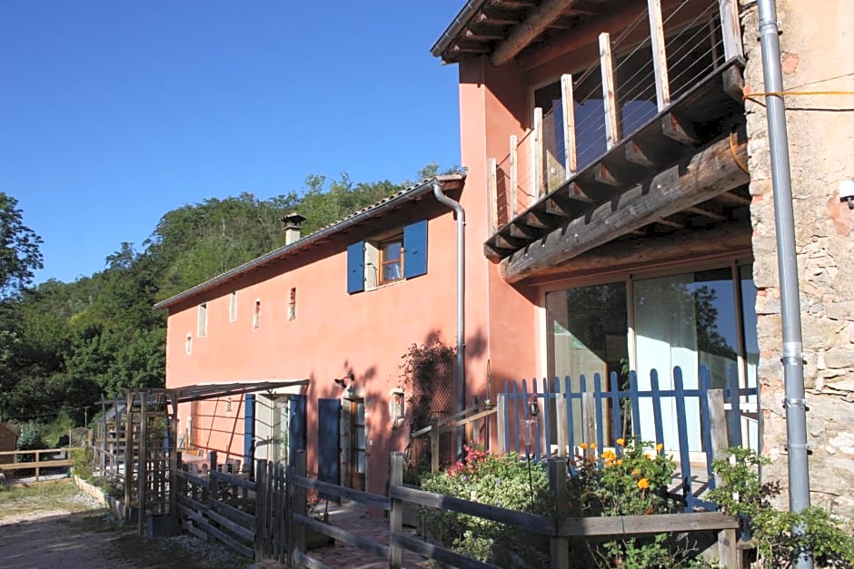 Valcaris: gites, chambre d'hotes et tables d'hotes