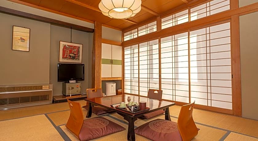 Yudanaka Onsen Shimaya