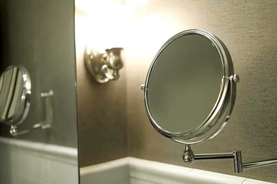 Delta Hotels by Marriott Bessborough