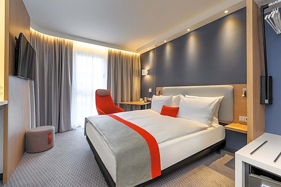 Holiday Inn Express Berlin - Alexanderplatz By IHG