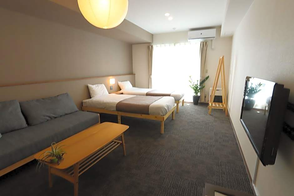 UCHI Living Stay Otaru Suitengu