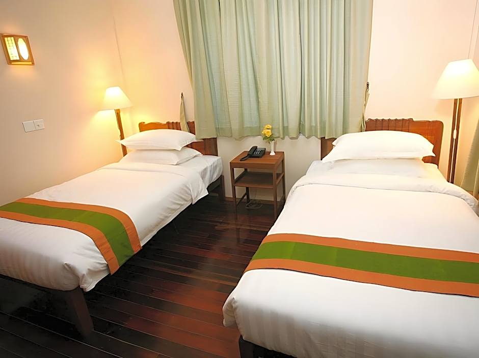 Hotel June Business Bed Breakfast