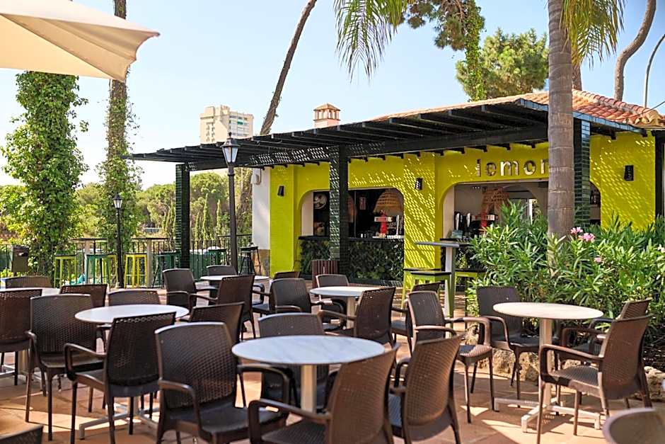 AluaSun Marbella Park