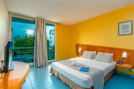 Standard Double Room Clipper with Sea View