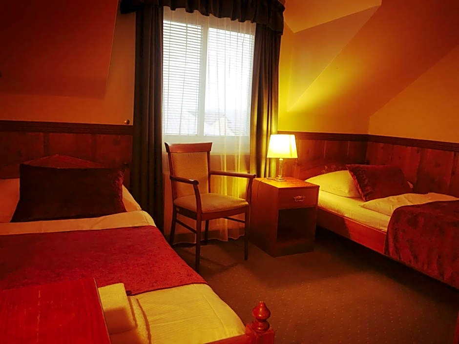 River Star Hotel