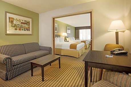 Sleep Inn & Suites