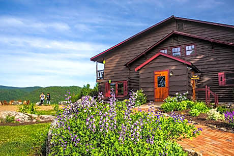 Garnet Hill Lodge