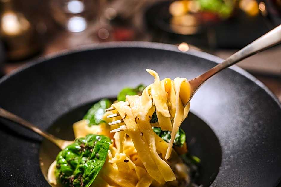 ARPURIA l 4 Star Superior l Adults Only