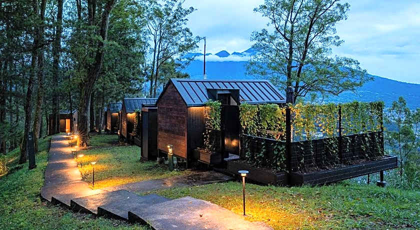 Bobocabin Coban Rondo, Malang