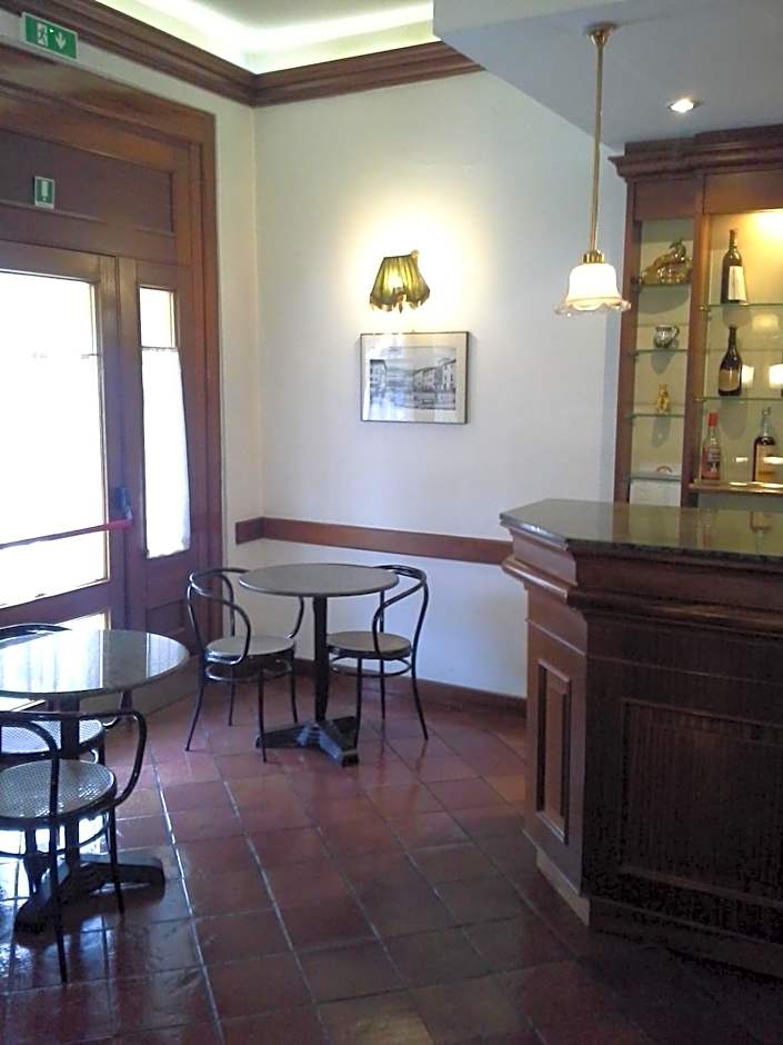 Albergo Italia di Nardi Renzo & C Snc